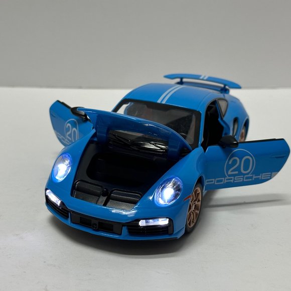1:24 2020 Porsche 911 Turbo S Diecast With Headlight & Tailight LEDS Blue - Picture 7 of 10